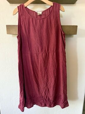 Vintage Dress|Sleeveless Linen Shift Dress in Deep Wine burgundy,crotchet trim•